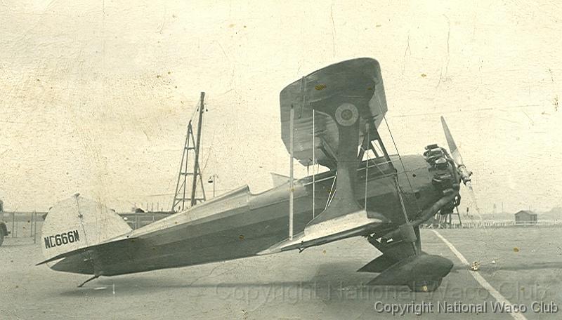 1930 Waco CTO NC666N-3.jpg